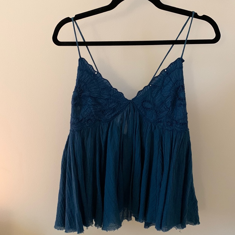 Blue baby doll Free People shirt